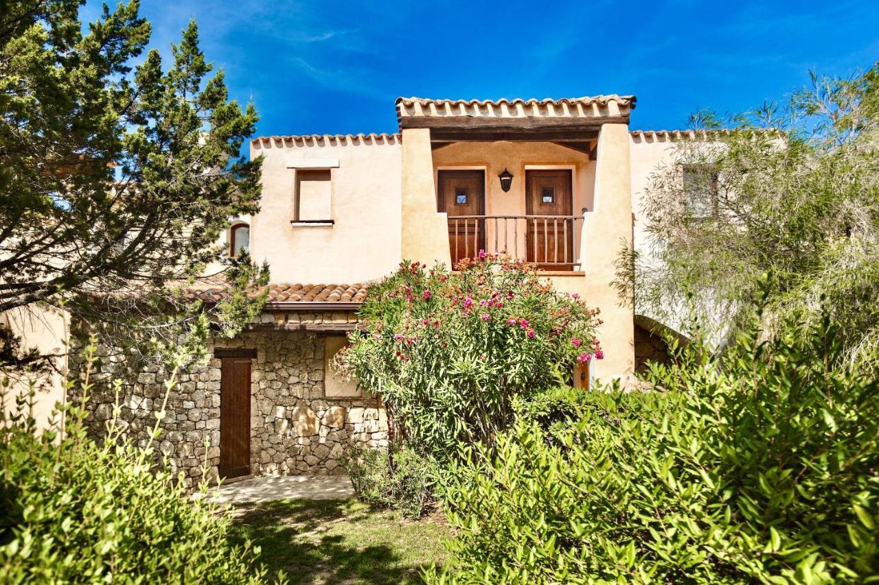 Residence Con Piscina A Liscia Di Vacca, 350 Mt Dal Mare, 3 Km Da Porto Cervo Exterior photo